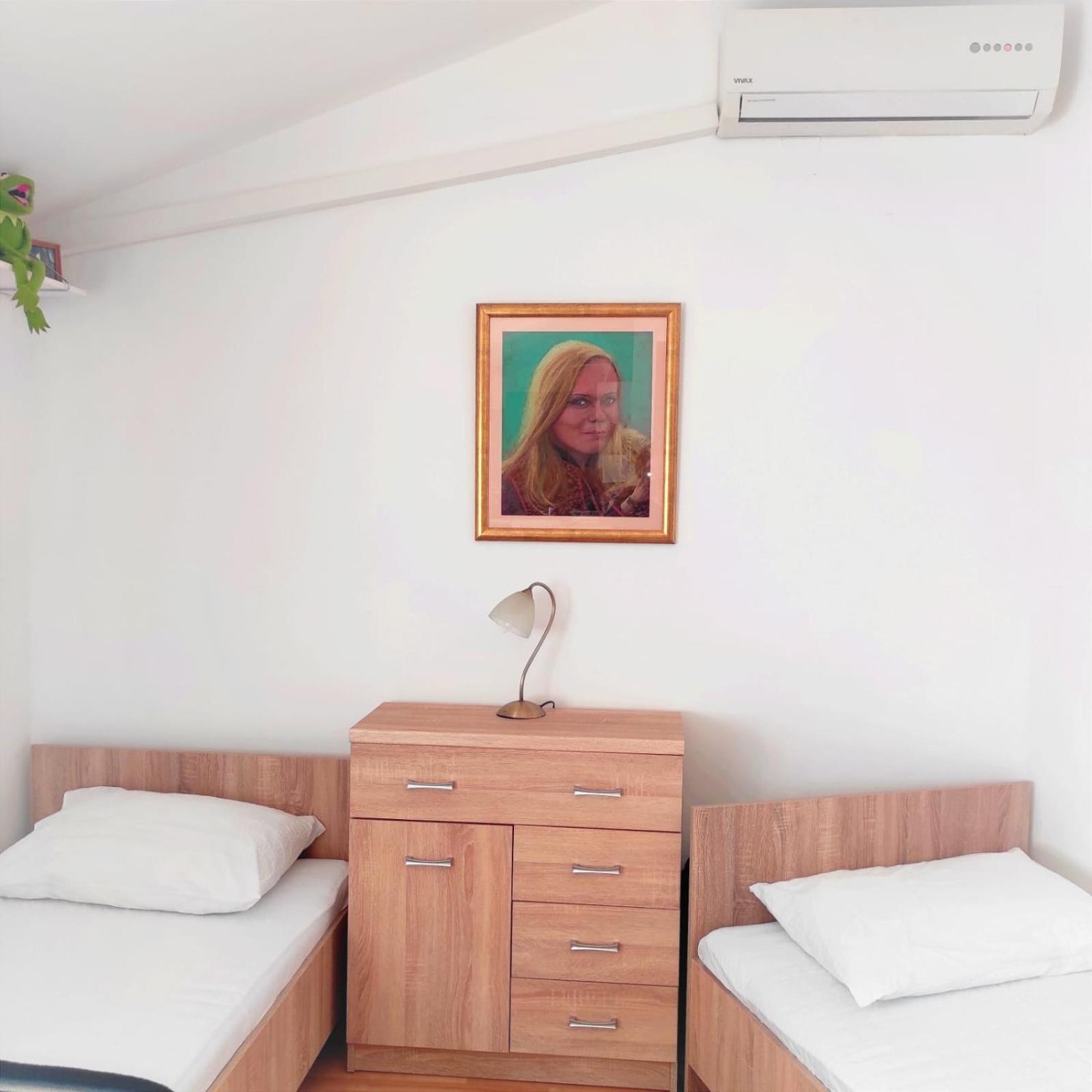 Miracle Apartment Цриквеница Экстерьер фото